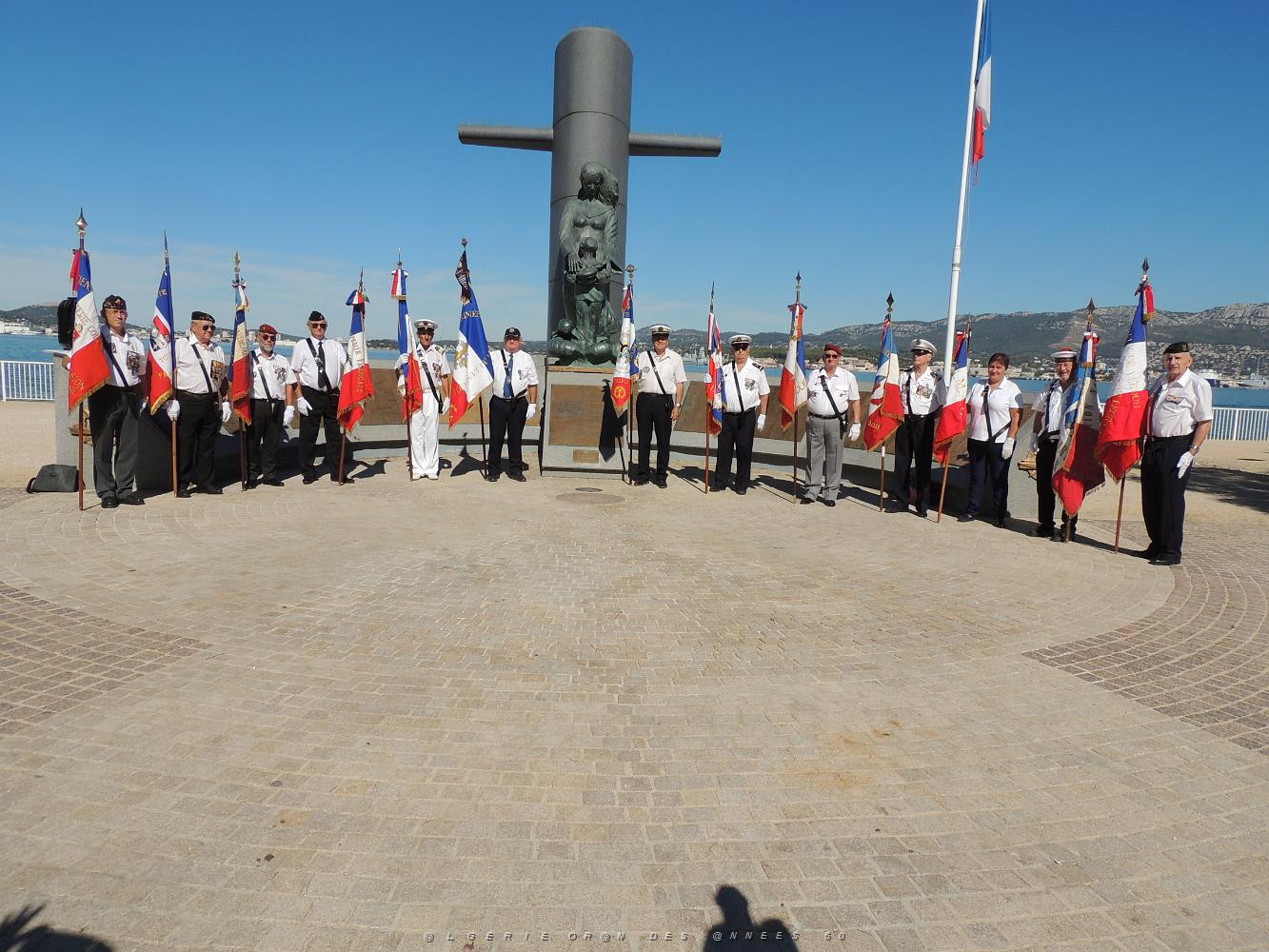2022 08 21 TOULON HOMMAGE AUX MARINS DU SOUS MARIN LA GALATEE (7).JPG -           